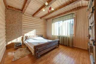 Курортные отели Mini Hotel Laplandiya Буковель Коттедж с 3 спальнями-4